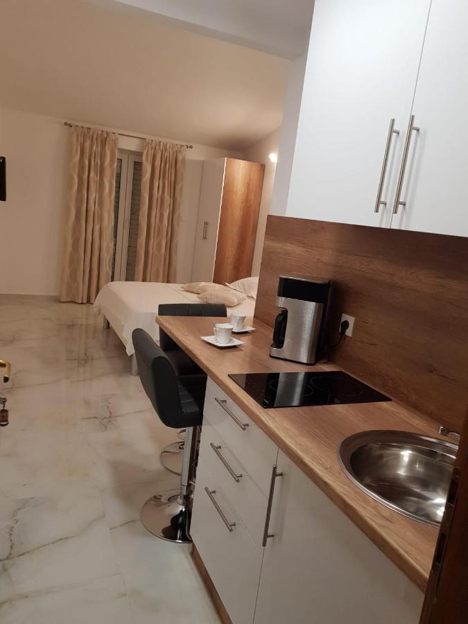 Apartment Miskovic Makarska Eksteriør billede
